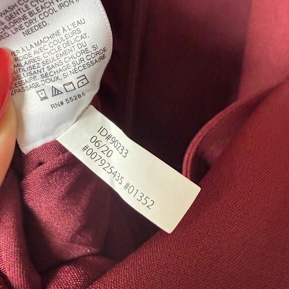 Express sz 00 Burgundy red deep plunge party jumpsuit - Picture 6 of 11
